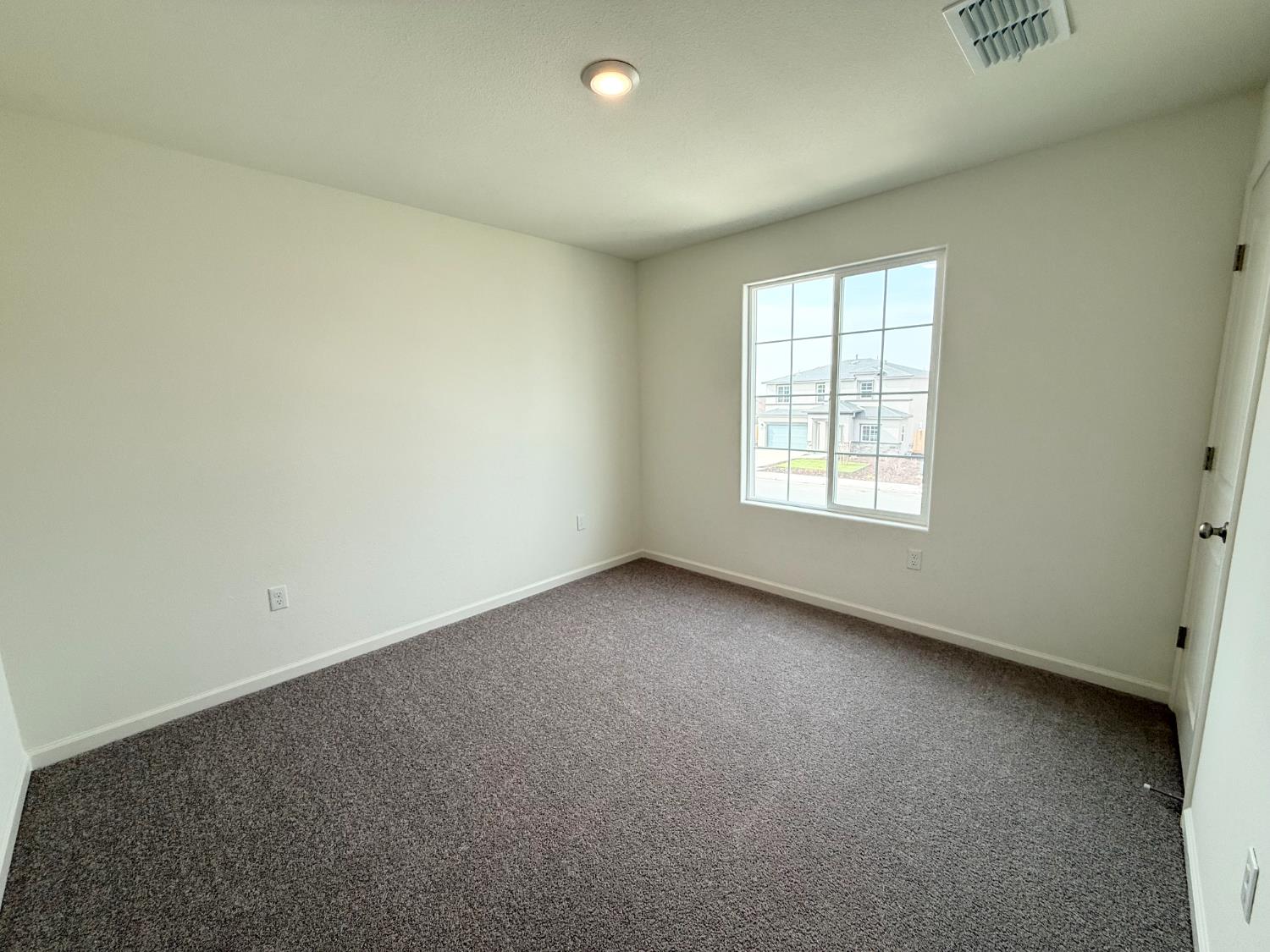 873 S Philip Ave, Fowler, CA 93625