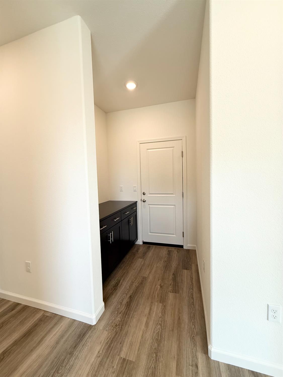 873 S Philip Ave, Fowler, CA 93625