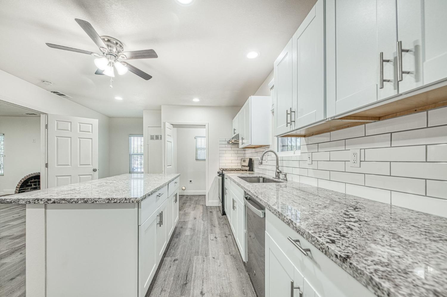 332 E Shields Ave, Fresno, CA 93704