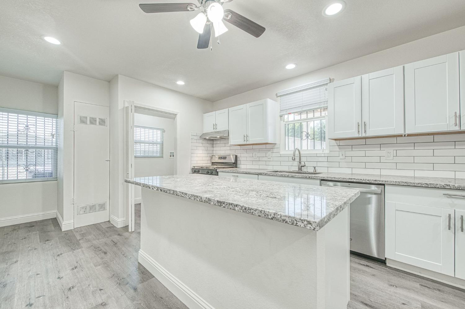 332 E Shields Ave, Fresno, CA 93704