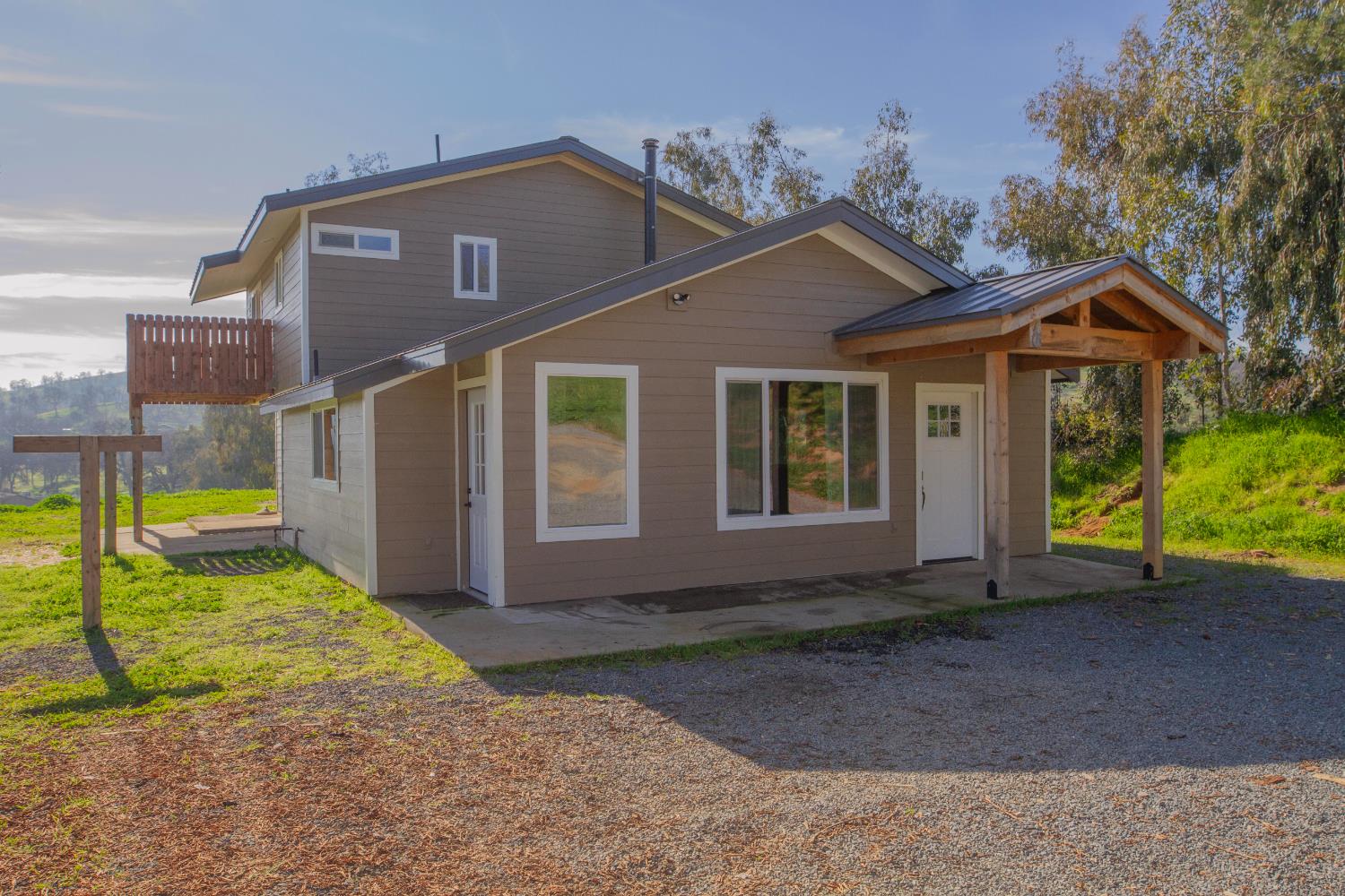 33379 George Smith Rd, Yokuts Valley, CA 93675