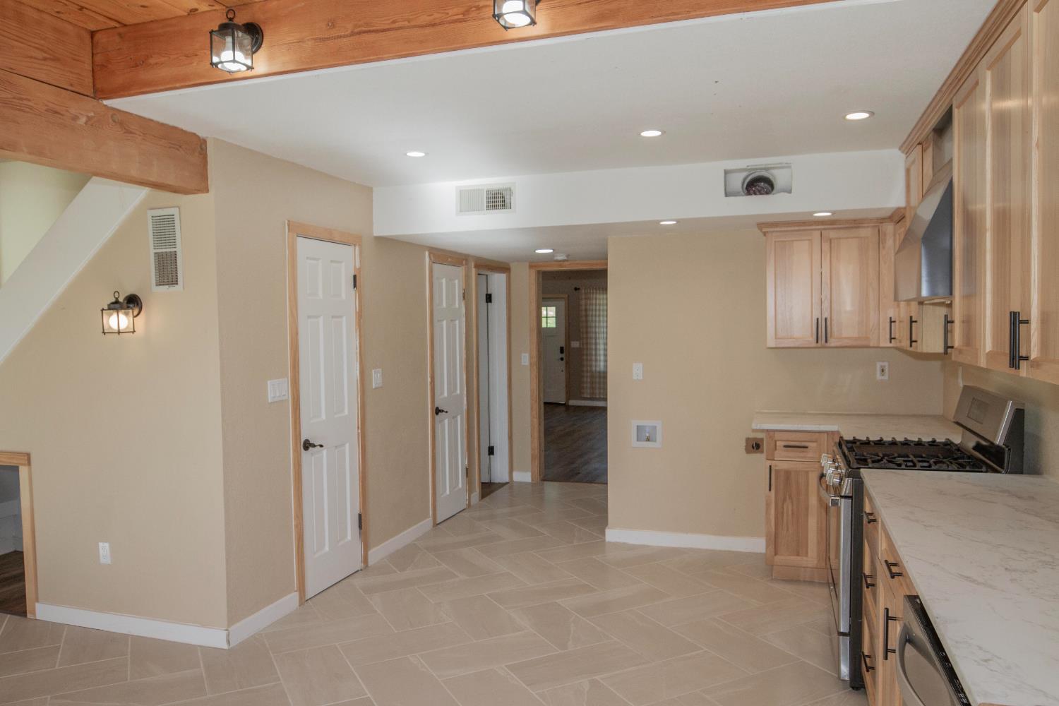 33379 George Smith Rd, Yokuts Valley, CA 93675