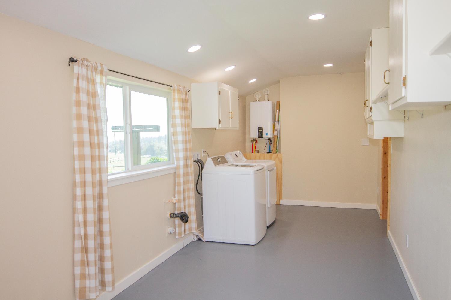 33379 George Smith Rd, Yokuts Valley, CA 93675