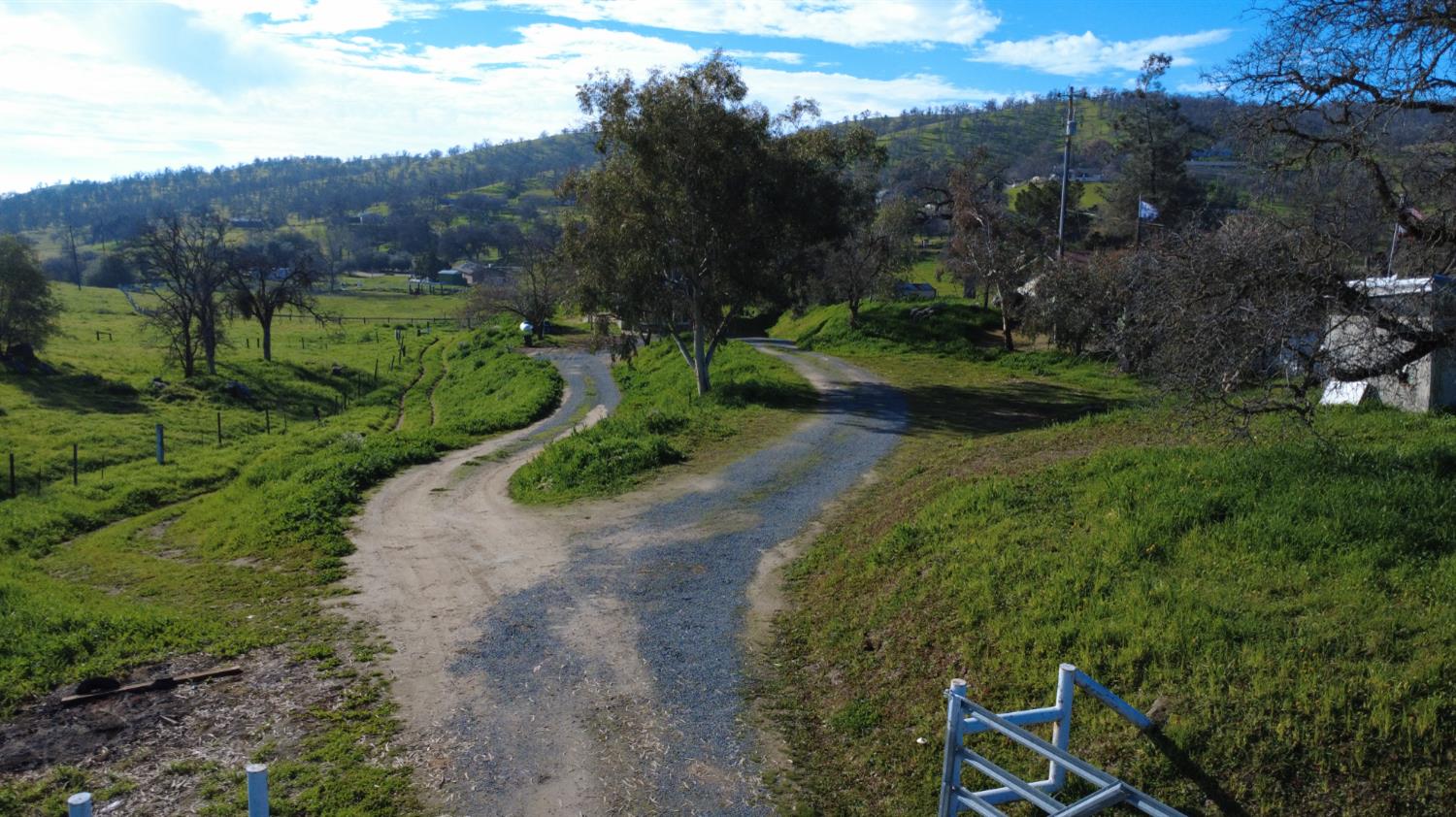 33379 George Smith Rd, Yokuts Valley, CA 93675