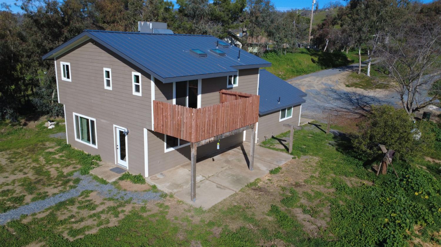 33379 George Smith Rd, Yokuts Valley, CA 93675