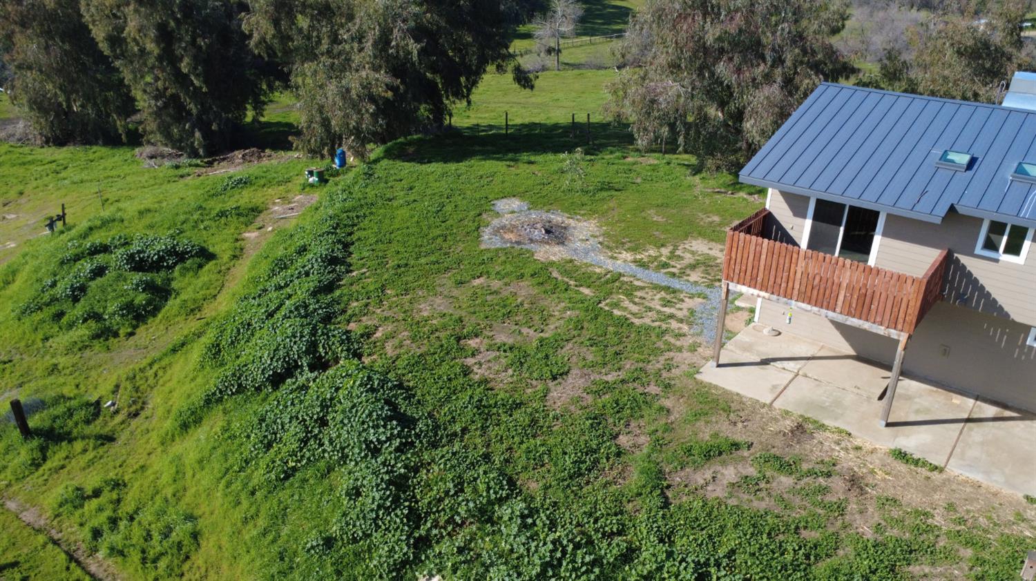 33379 George Smith Rd, Yokuts Valley, CA 93675