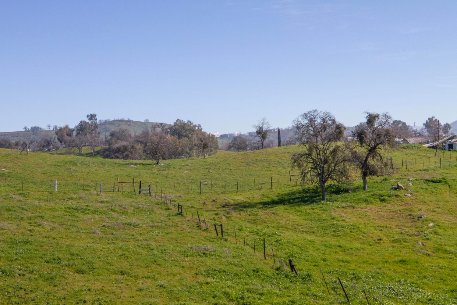 33379 George Smith Rd, Yokuts Valley, CA 93675