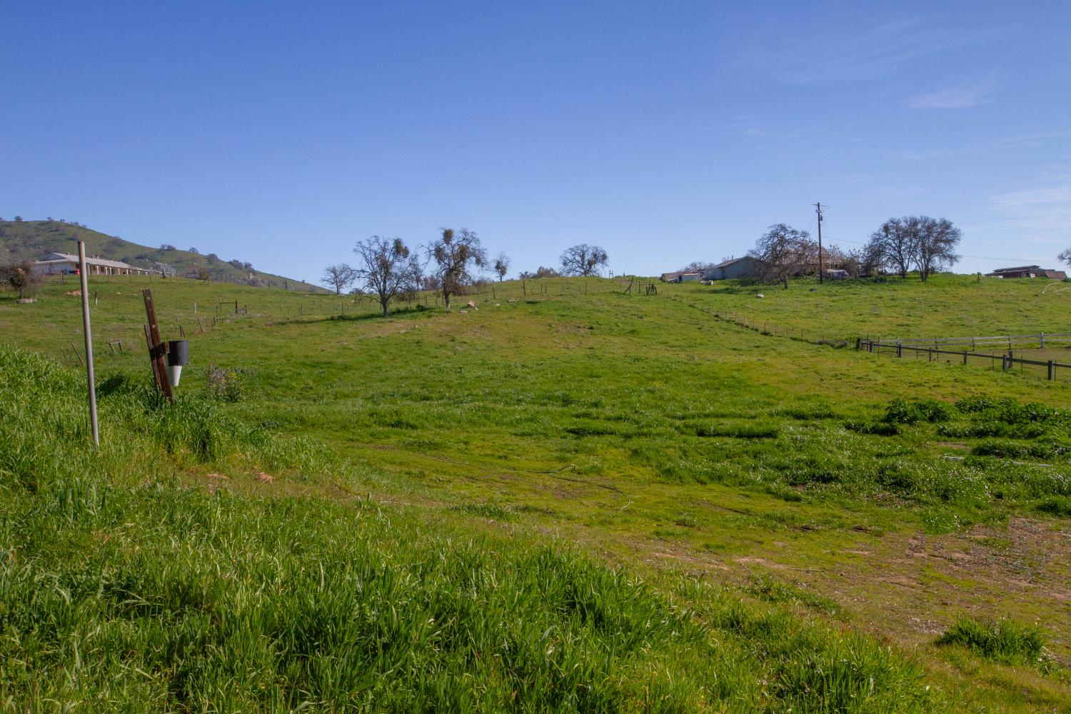 33379 George Smith Rd, Yokuts Valley, CA 93675