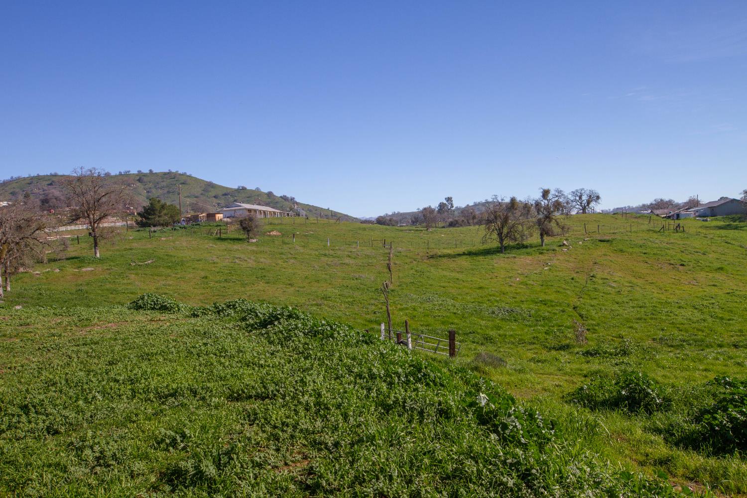 33379 George Smith Rd, Yokuts Valley, CA 93675