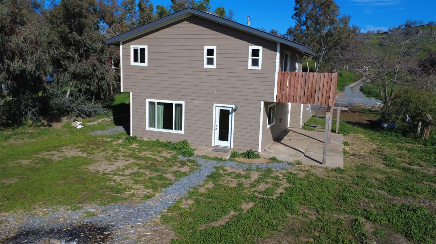 33379 George Smith Rd, Yokuts Valley, CA 93675