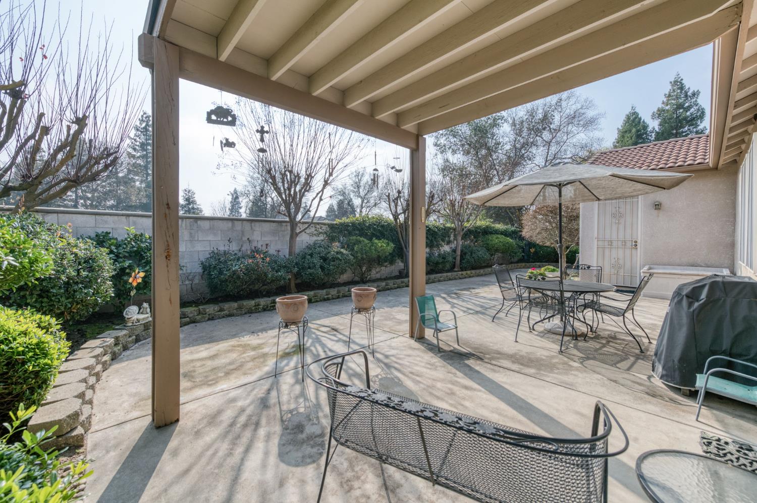 2406 E Marquise Ct, Fresno, CA 93720