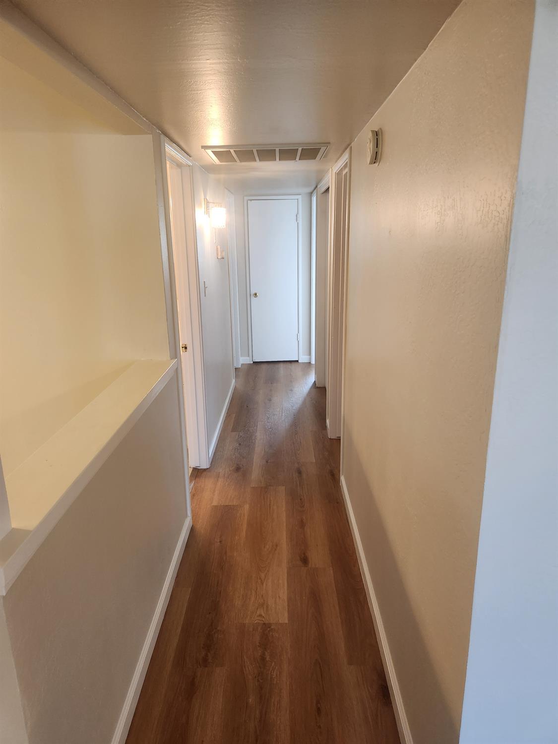 904 W Santa Ana Ave, Clovis, CA 93612