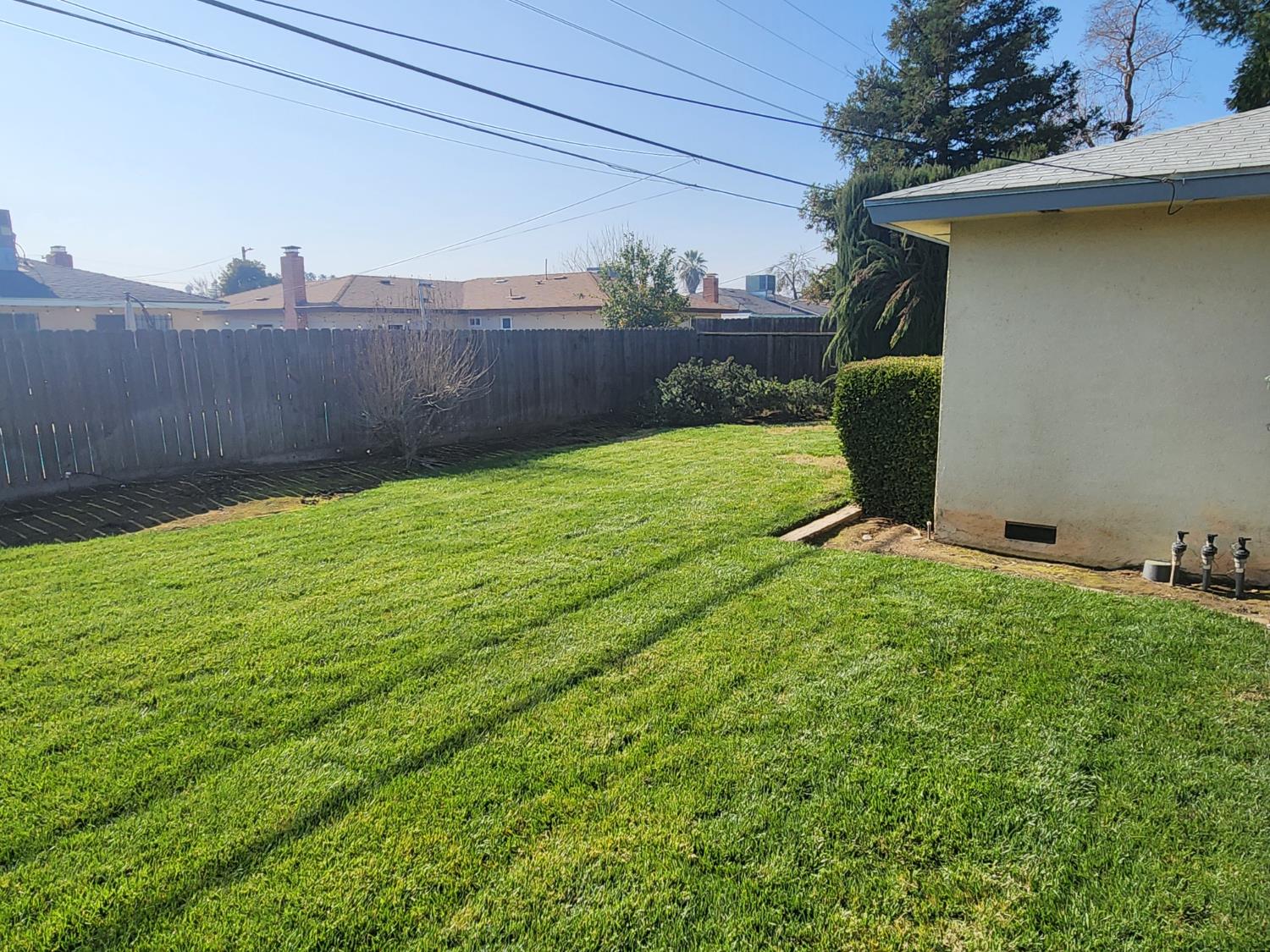 904 W Santa Ana Ave, Clovis, CA 93612