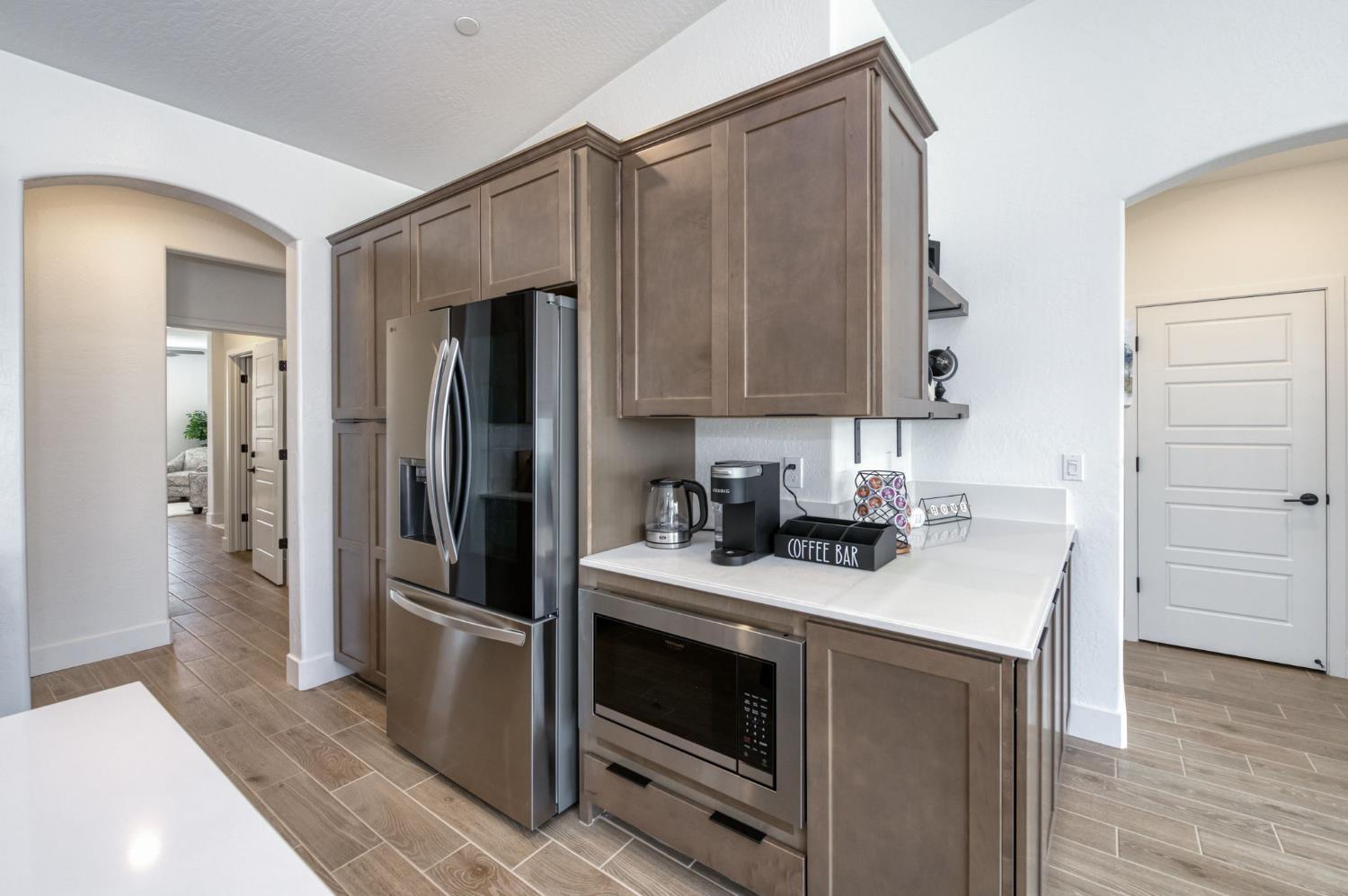 7213 E BROWN AVE, Fresno, CA 93737