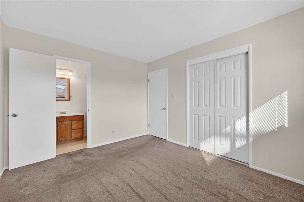 1335 Cindy Ave, Clovis, CA 93612