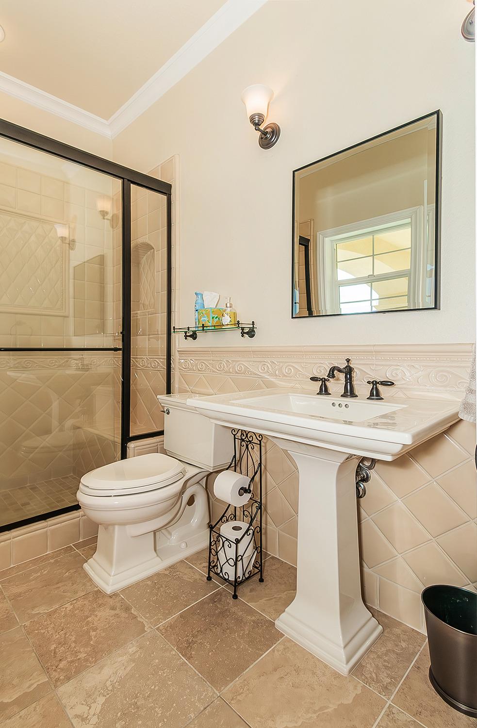 14505 Blue Drake Ln, Prather, CA 93651