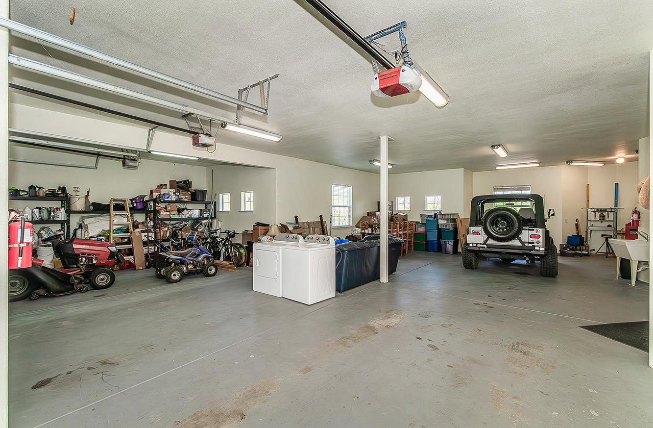 14505 Blue Drake Ln, Prather, CA 93651