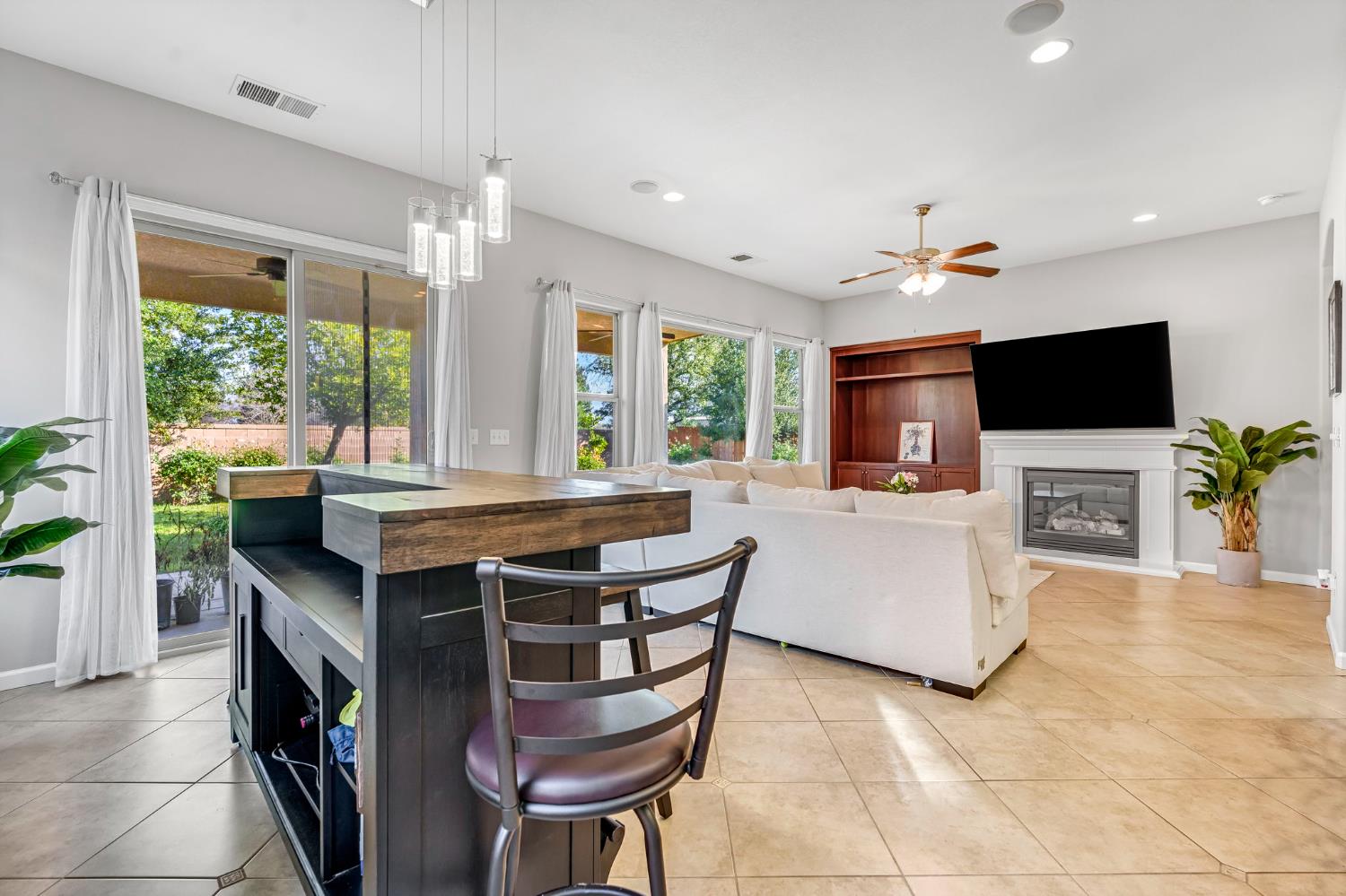 3316 N Leanna Ave, Fresno, CA 93737