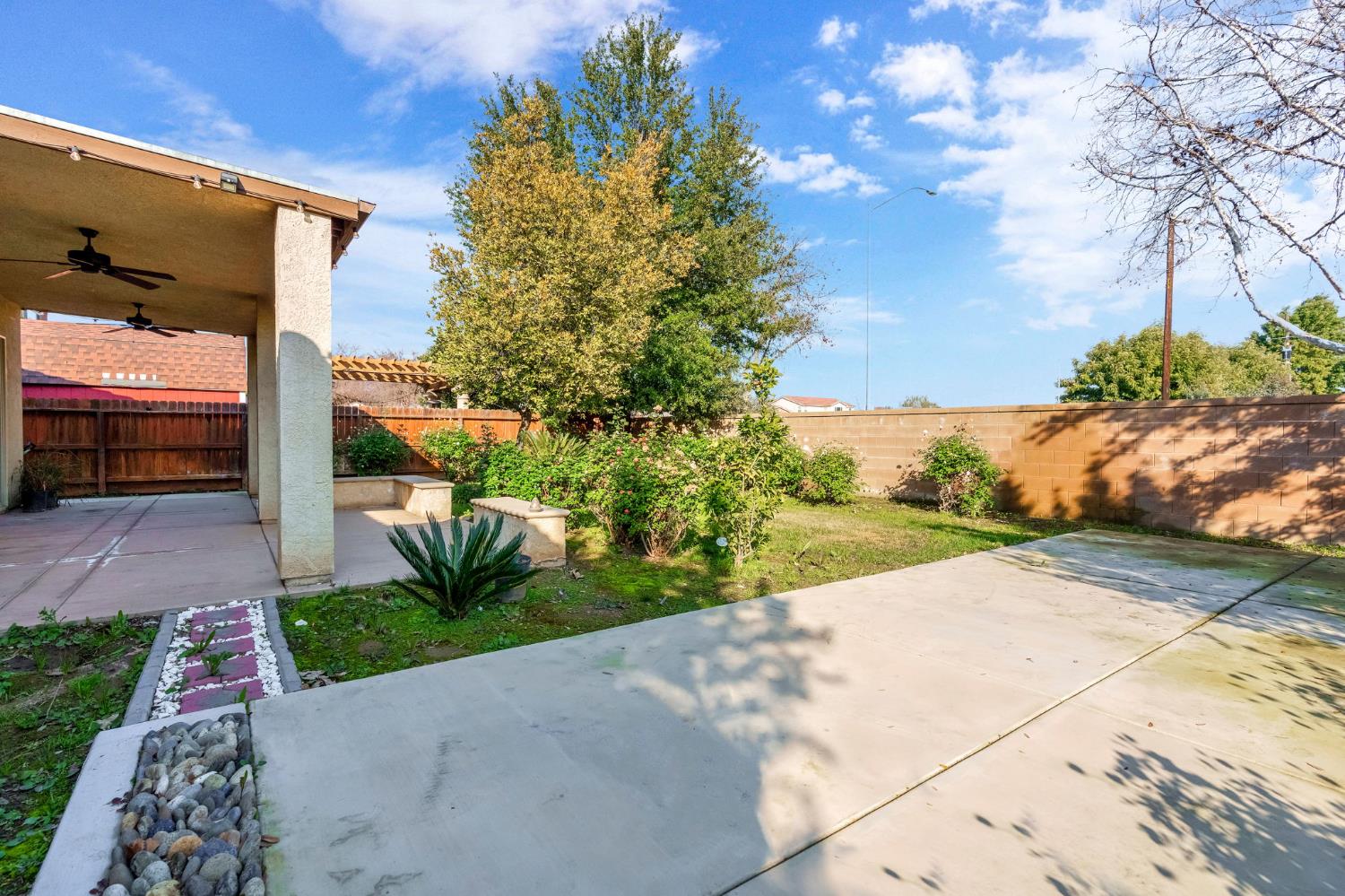 3316 N Leanna Ave, Fresno, CA 93737