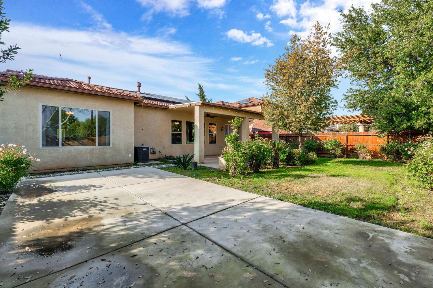 3316 N Leanna Ave, Fresno, CA 93737