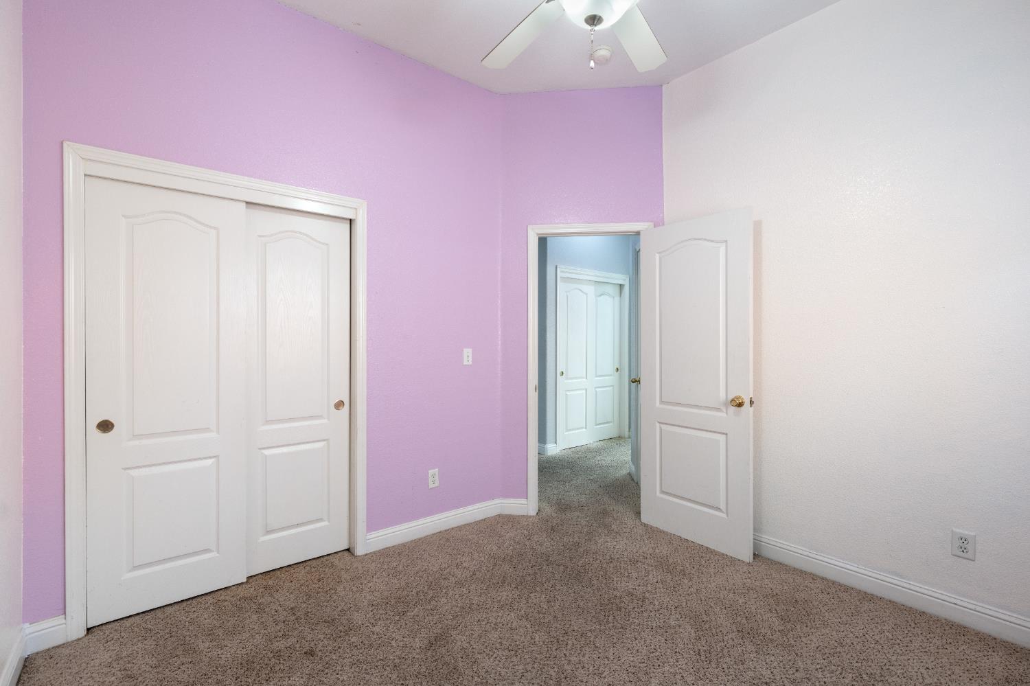 5876 W Acacia Ave, Fresno, CA 93722