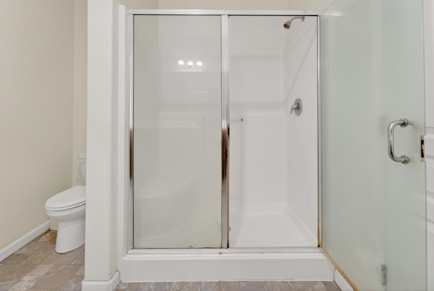 4910 E Alexander Ave, Fresno, CA 93725