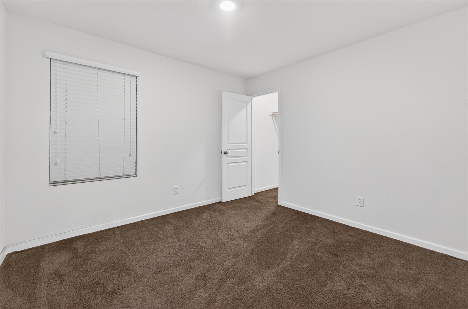 4910 E Alexander Ave, Fresno, CA 93725