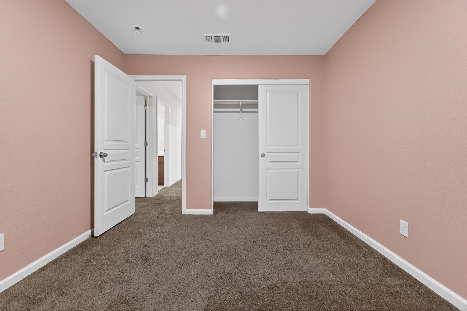 4910 E Alexander Ave, Fresno, CA 93725