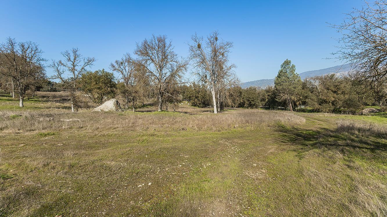 32150 Broken Arrow Ln, Auberry, CA 93602