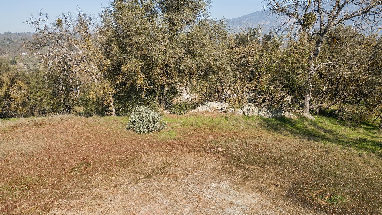 32150 Broken Arrow Ln, Auberry, CA 93602