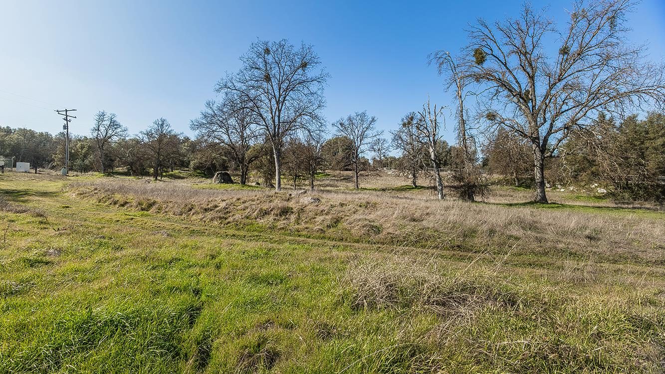 32150 Broken Arrow Ln, Auberry, CA 93602