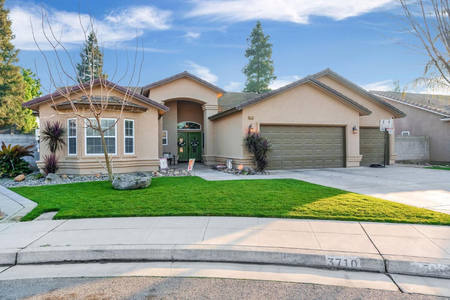 3710 Los Osos Ct, Madera, CA 93637