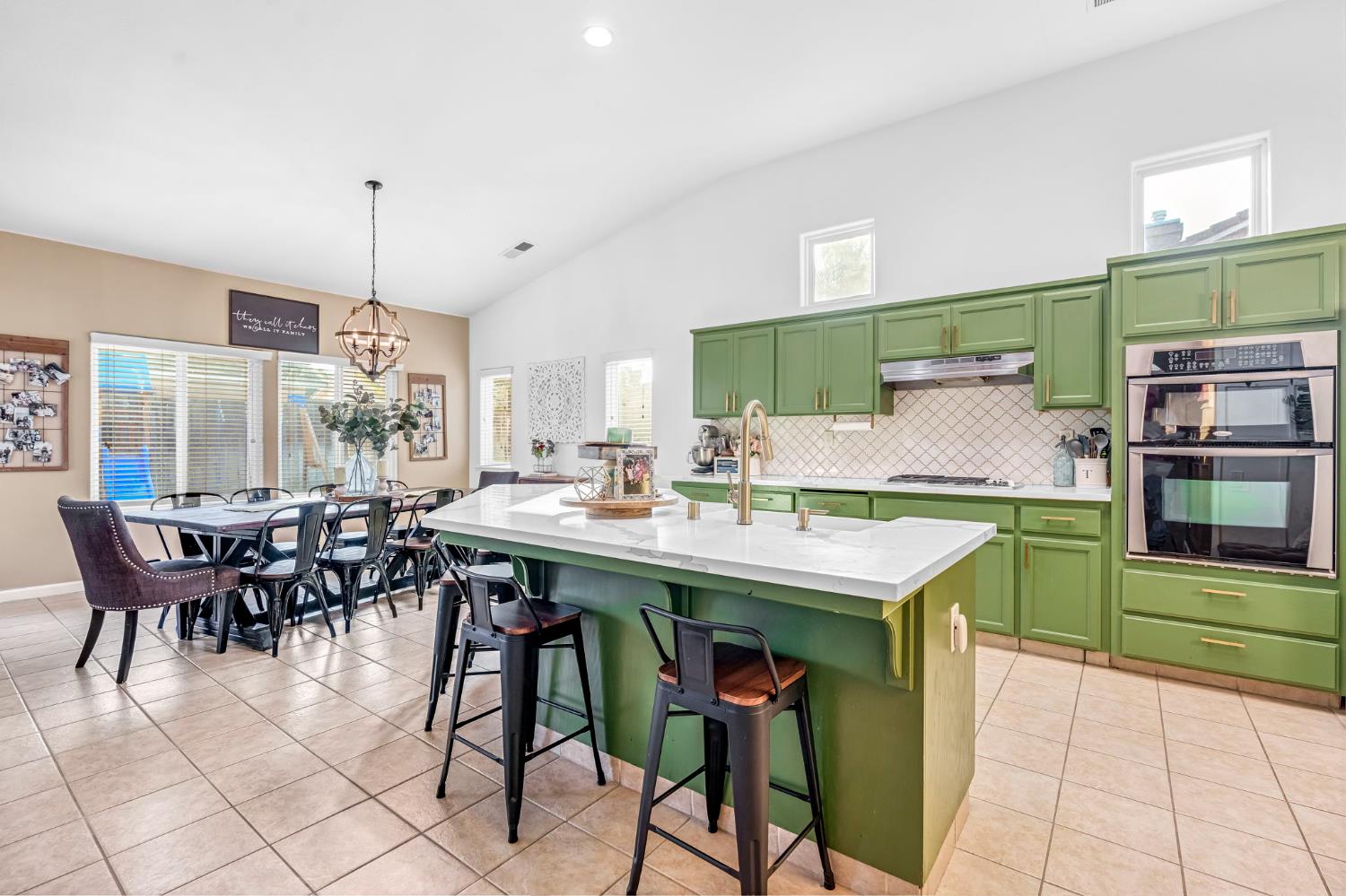 3710 Los Osos Ct, Madera, CA 93637