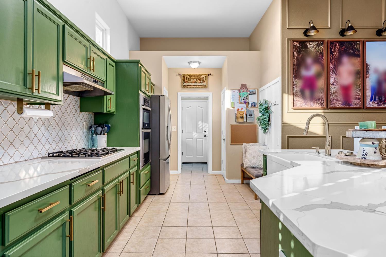 3710 Los Osos Ct, Madera, CA 93637