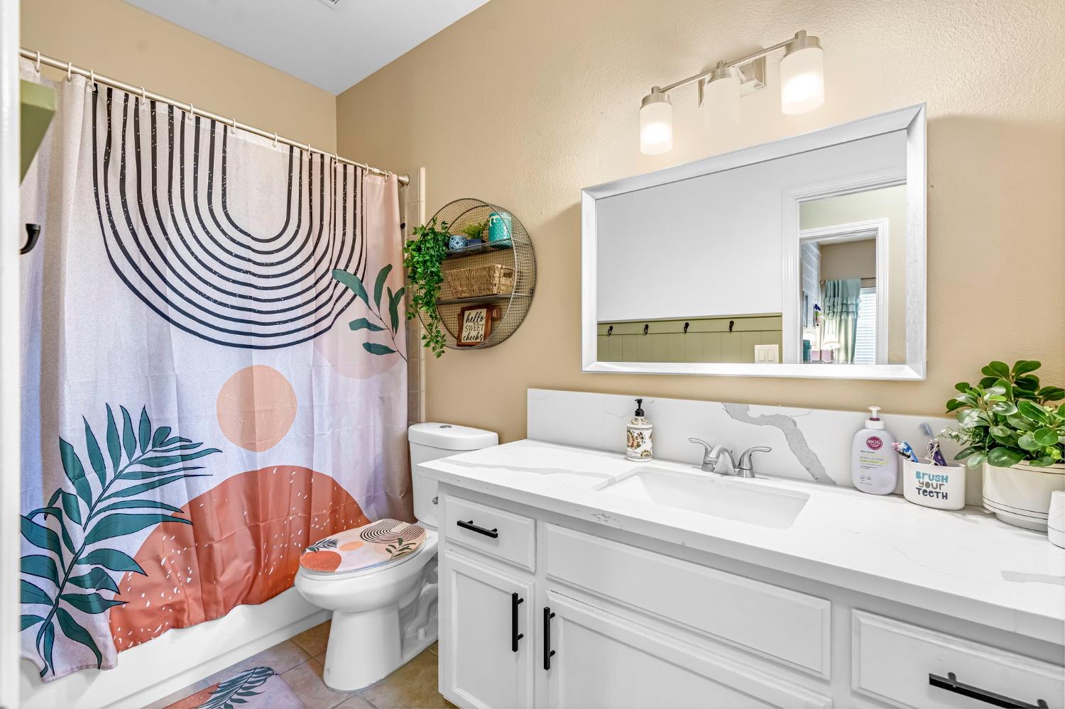 3710 Los Osos Ct, Madera, CA 93637