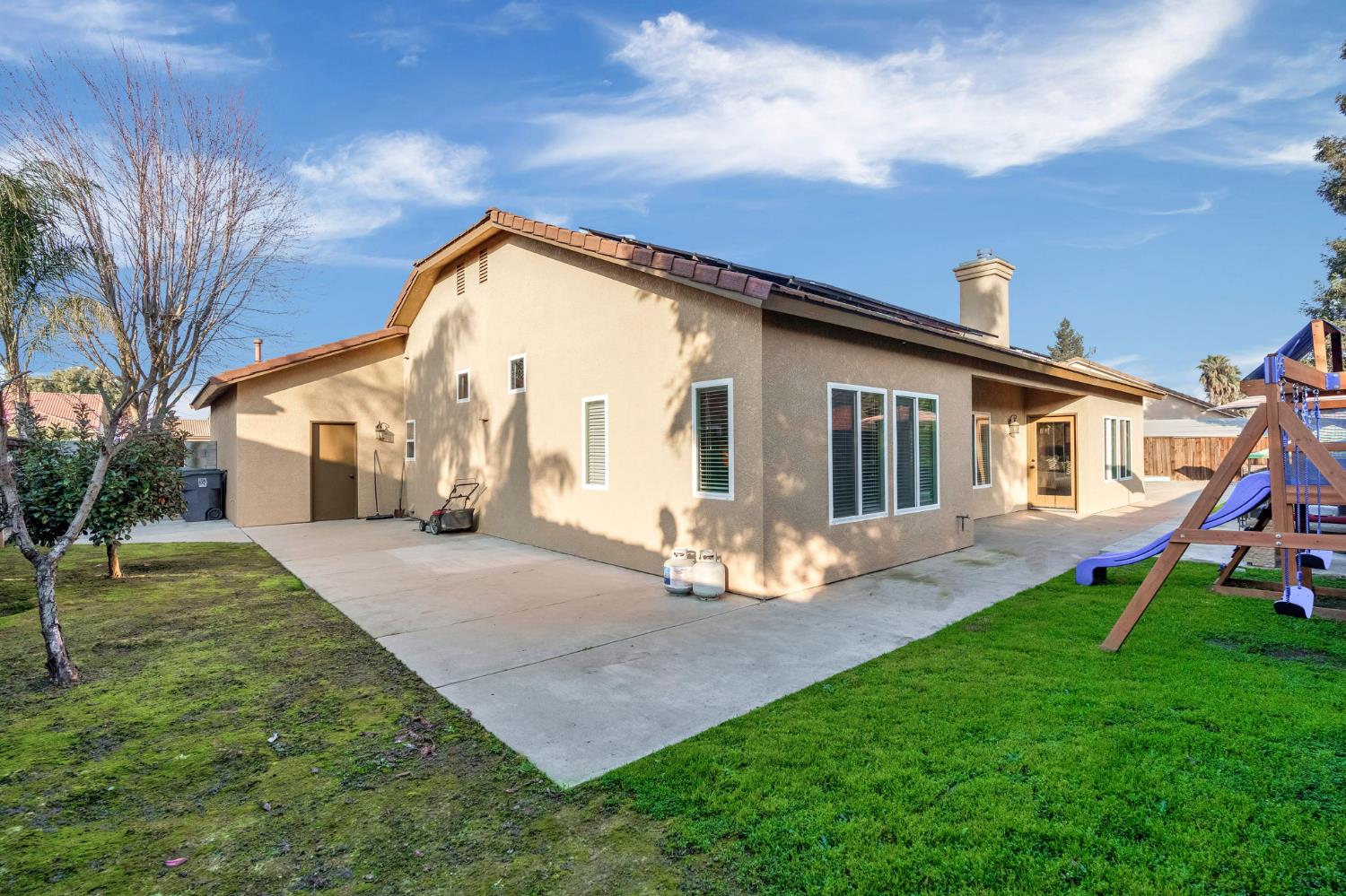 3710 Los Osos Ct, Madera, CA 93637