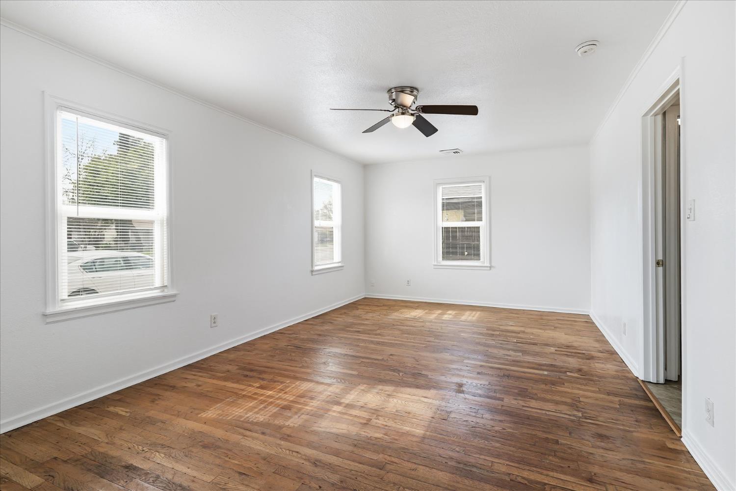 1431 E Shields Ave, Fresno, CA 93704