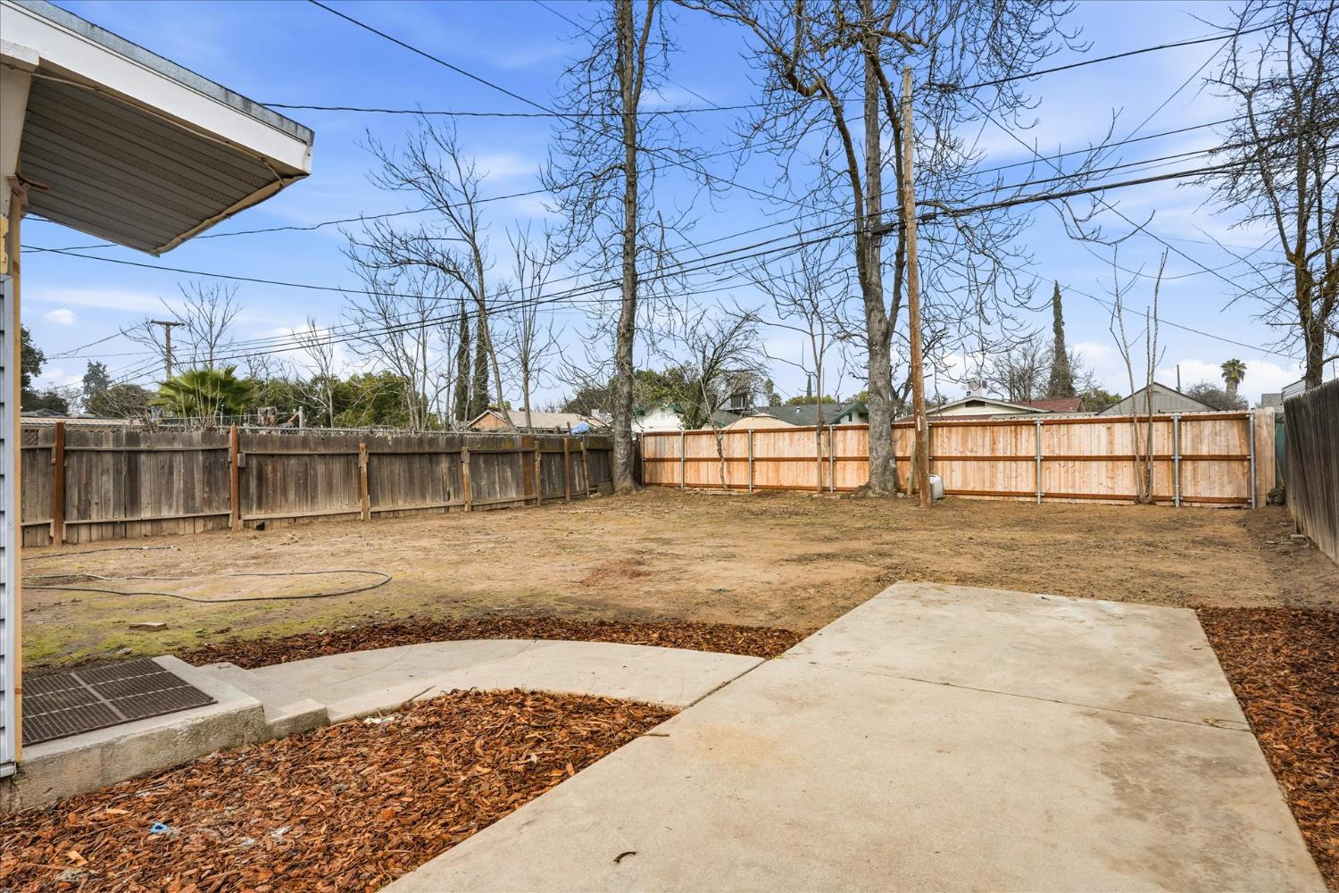 1431 E Shields Ave, Fresno, CA 93704