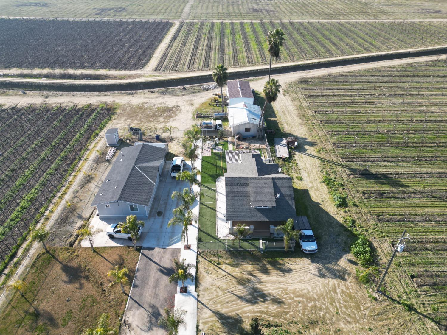 11227 S Academy Ave, Selma, CA 93662