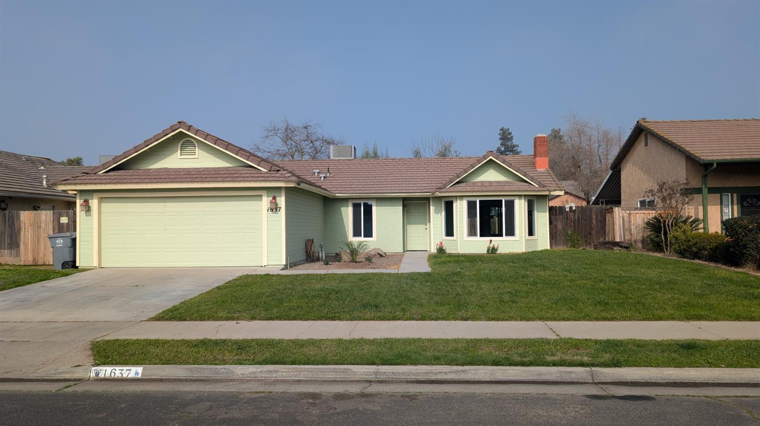 1637 Princeton Ave, Madera, CA 93637