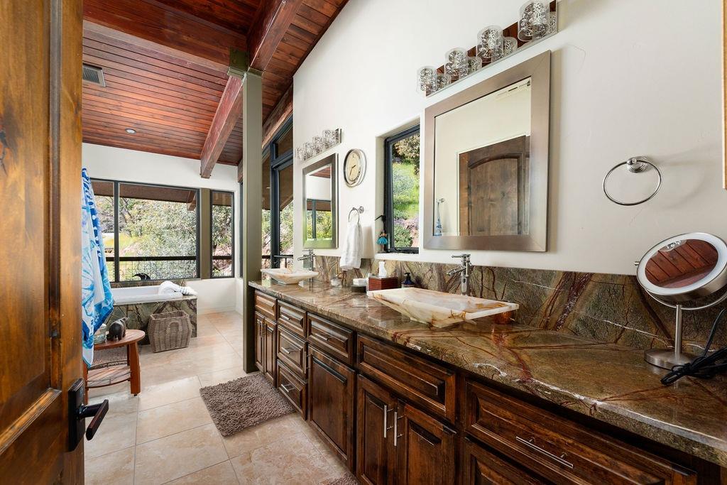 48250 S Fork Dr, Three Rivers, CA 93271