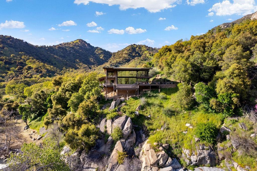 48250 S Fork Dr, Three Rivers, CA 93271