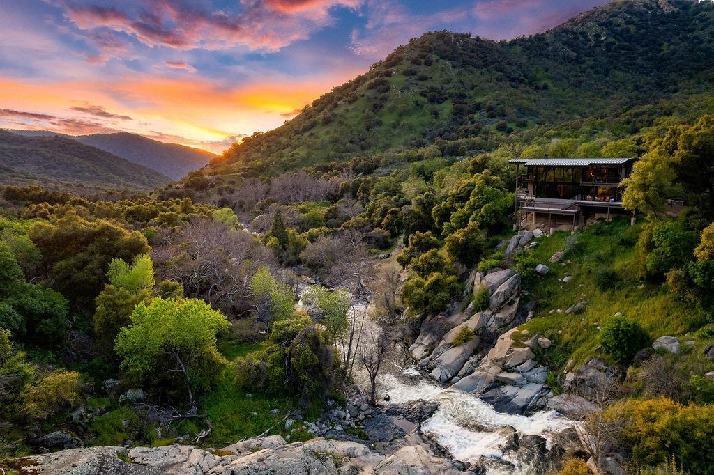 48250 S Fork Dr, Three Rivers, CA 93271