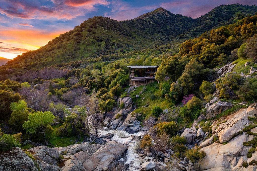 48250 S Fork Dr, Three Rivers, CA 93271