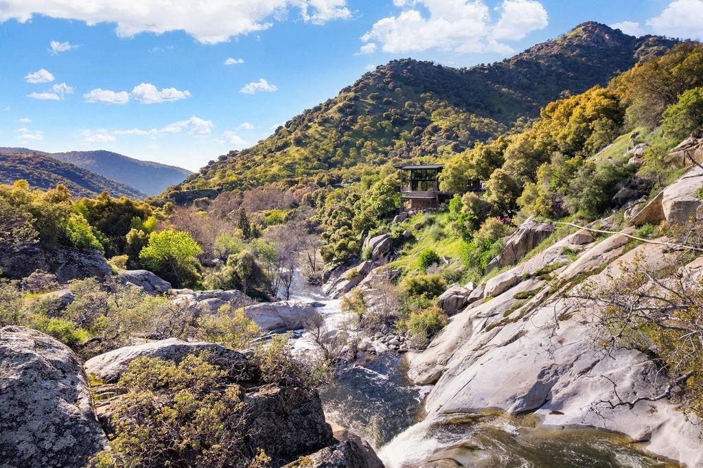 48250 S Fork Dr, Three Rivers, CA 93271