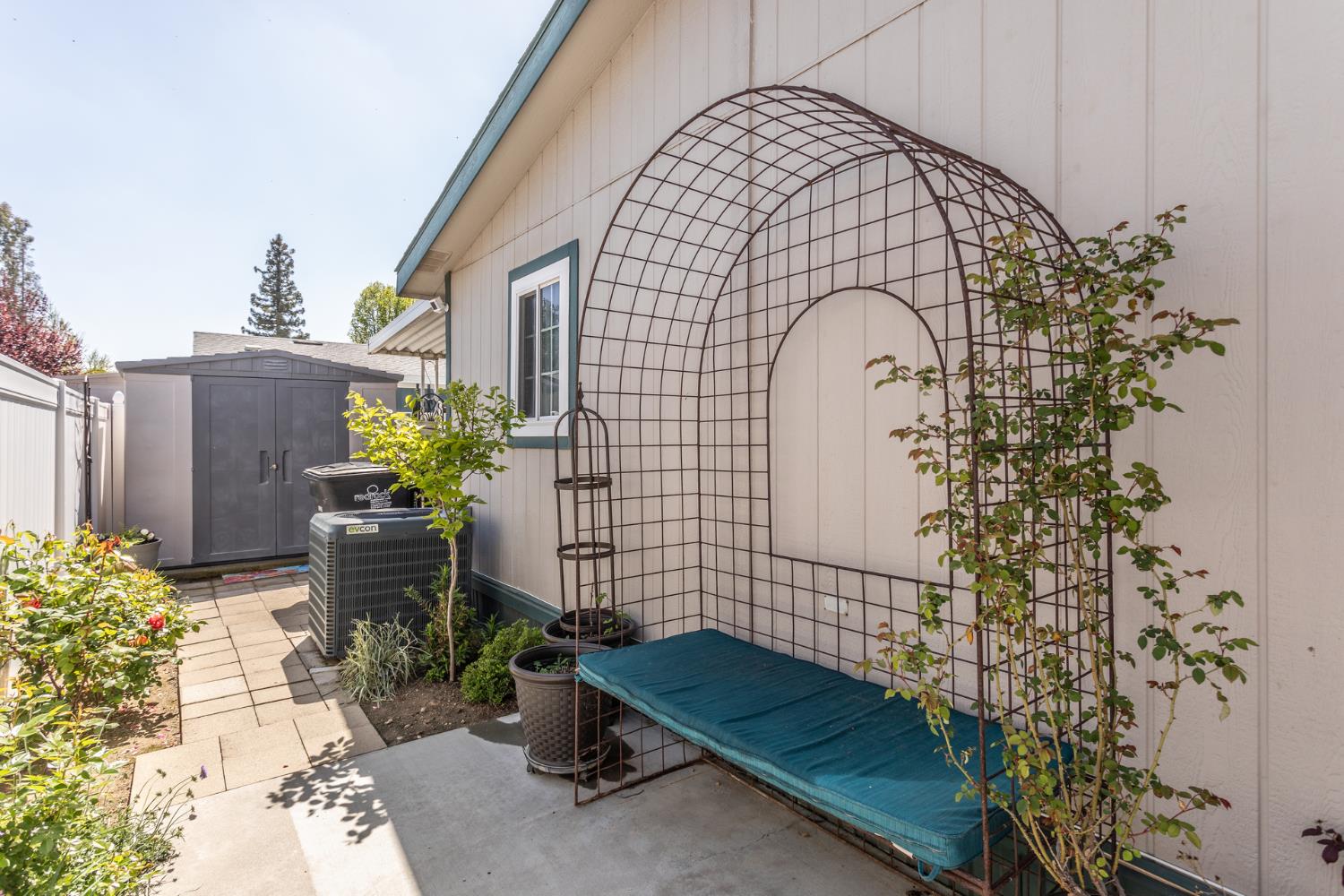 8701 Highway 41 #52, Fresno, CA 93720