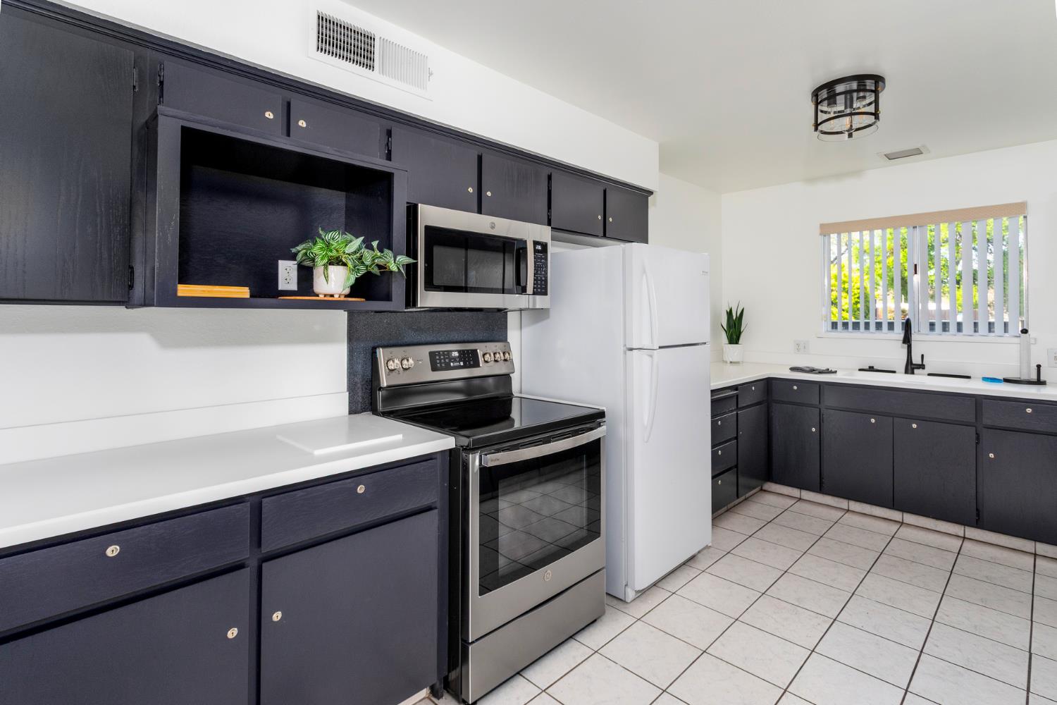 8701 Highway 41 #52, Fresno, CA 93720