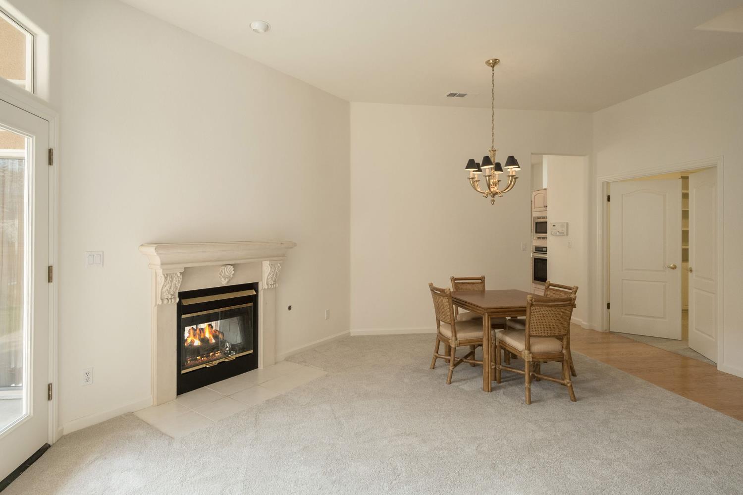 2151 W Via Le Fontane, Fresno, CA 93711