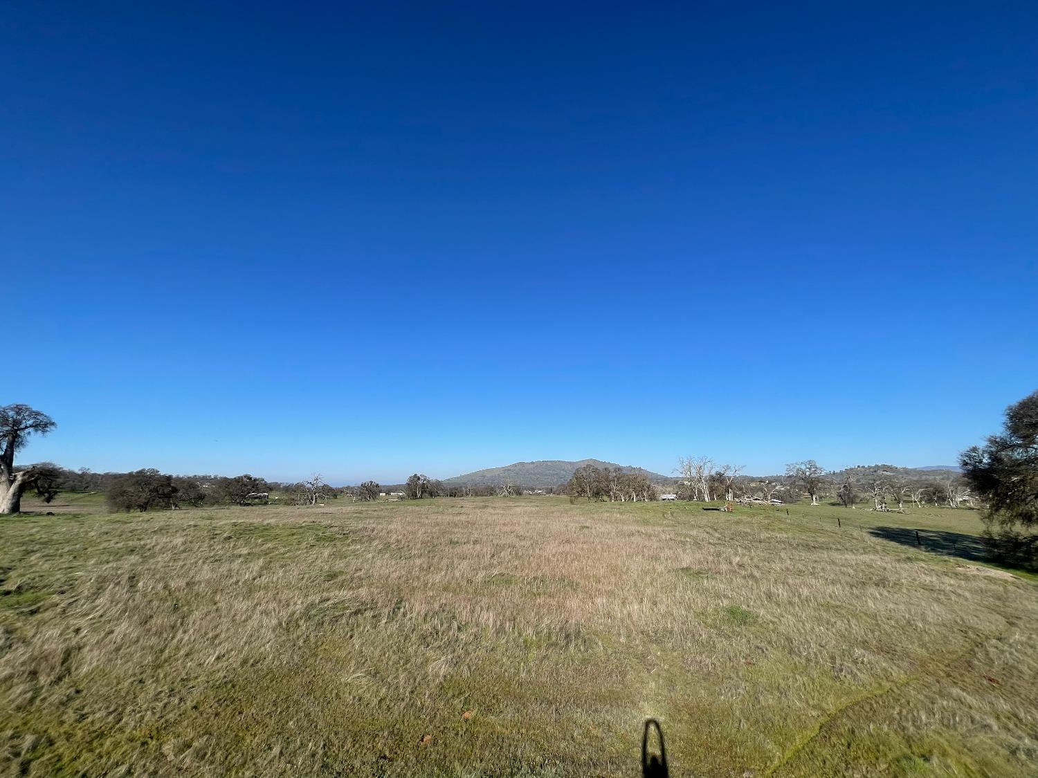 2187 Tinkers Penny Ln, Catheys Valley, CA 95306