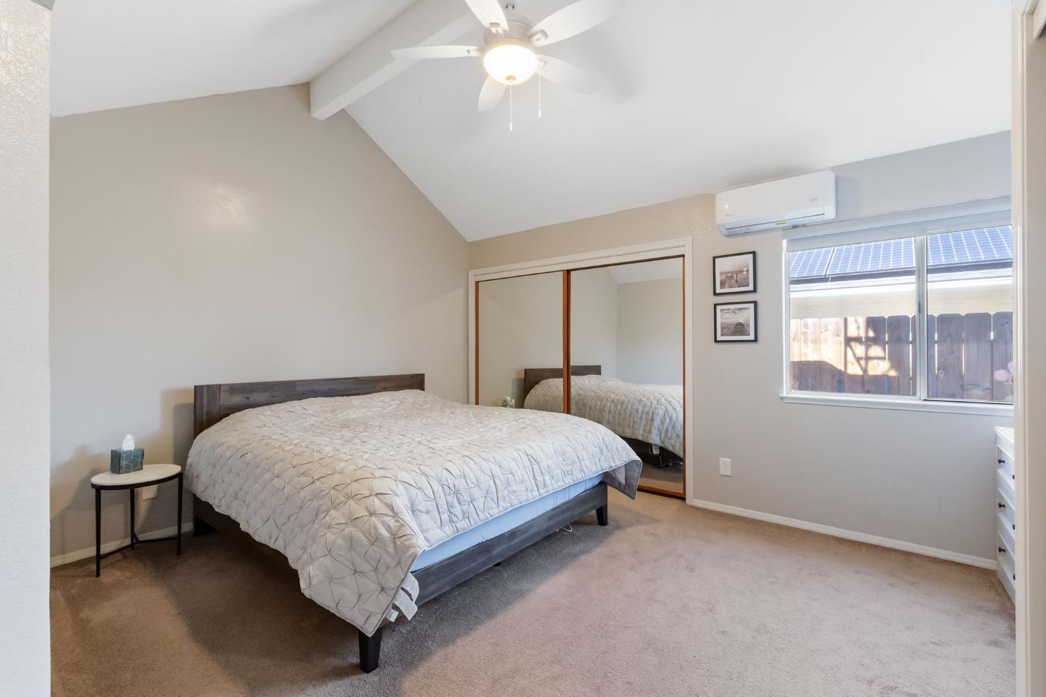 7572 N Millbrook Ave, Fresno, CA 93720